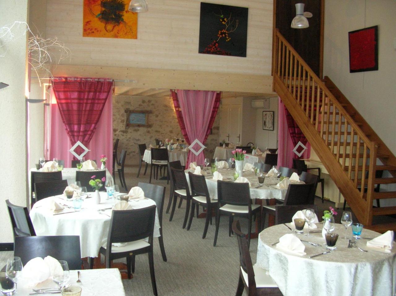 Logis Le Moulin De La Soriniere Hotel Nueil-sous-les-Aubiers Kültér fotó